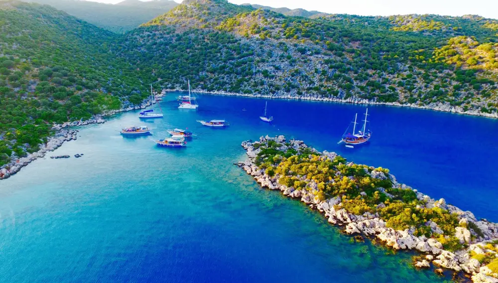 Kaş Tekne Turu ile Görülen En Güzel 10 Koy
