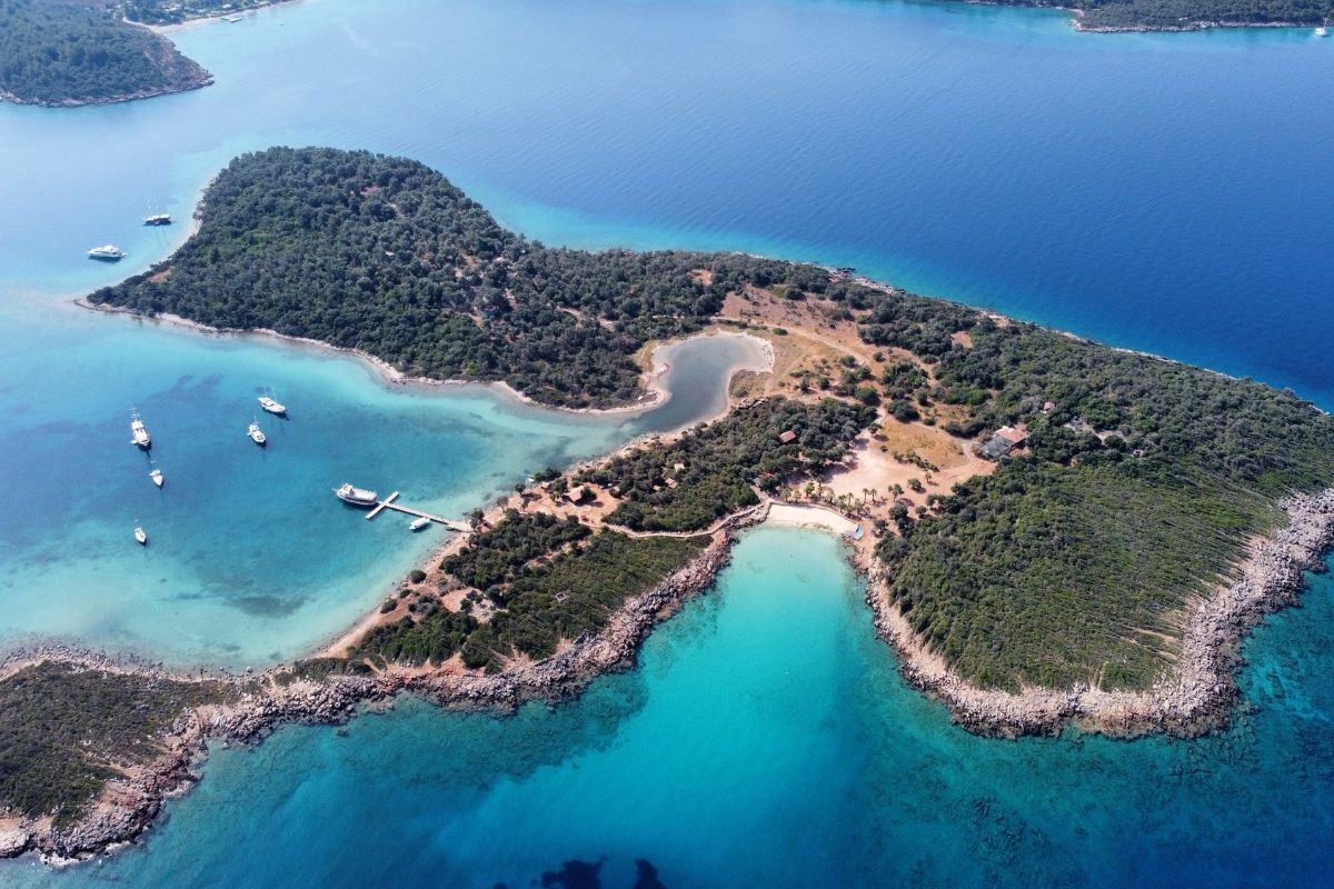 Sedir Adası Nerede? Sedir Adası'na Nasıl Gidilir?