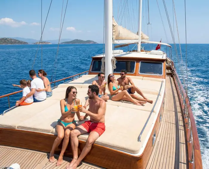 fethiye 12 adalar tekne turu güneşlenme