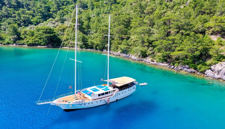 denizde tekne üzerinde nasıl vakit geçirilir