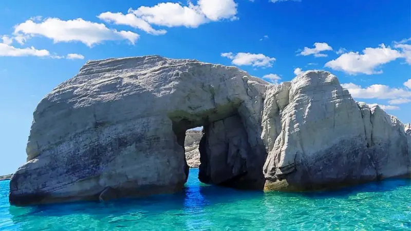 çeşme delikli koy