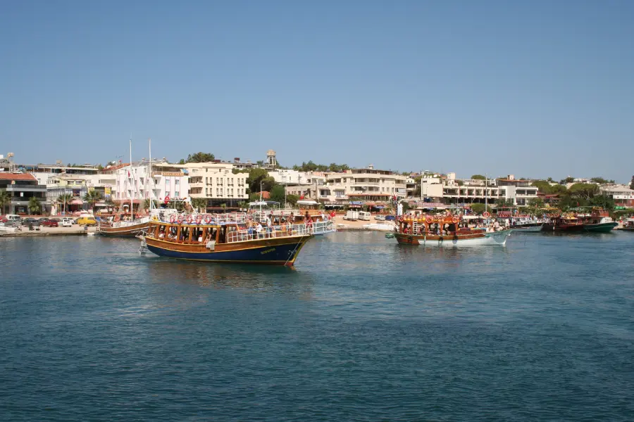 çeşme özel tekne kiralama